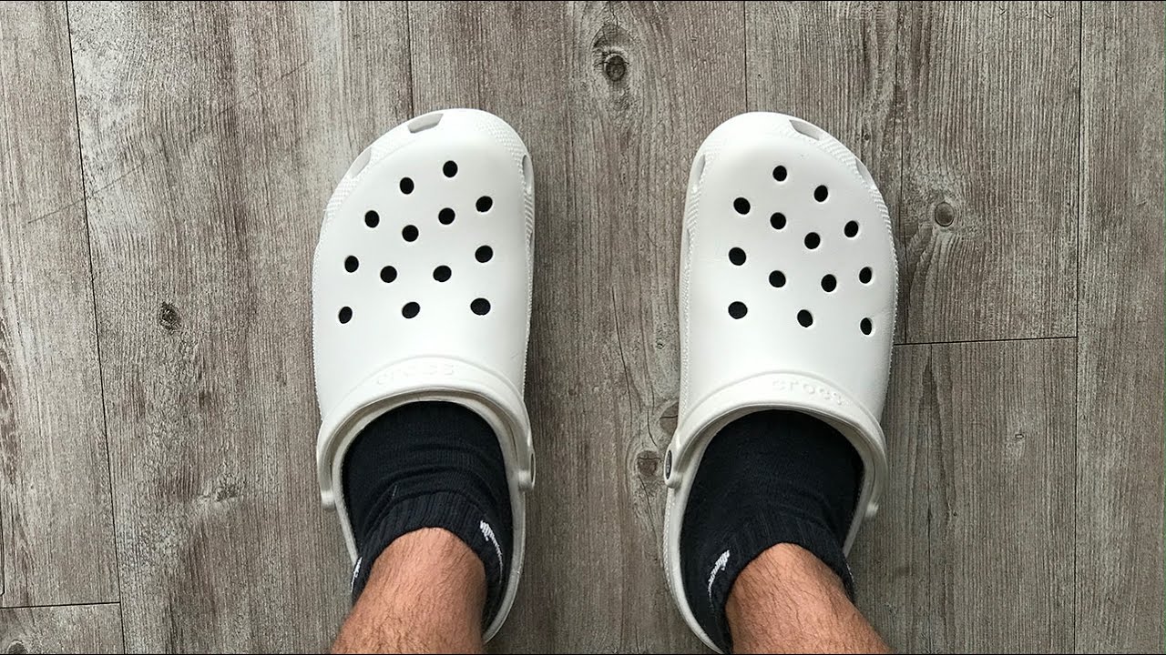 crocs-sizing-guide-you-must-know-before-buying-crocs